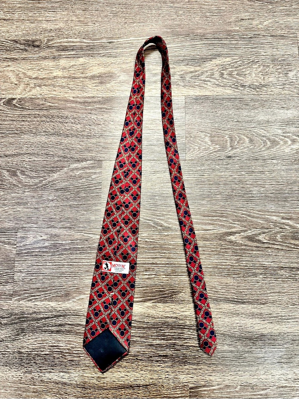 Vintage 90s Disney Mickey Inc Silk Tie Red Hidden Mickey Chain Necktie - Picture 2 of 4